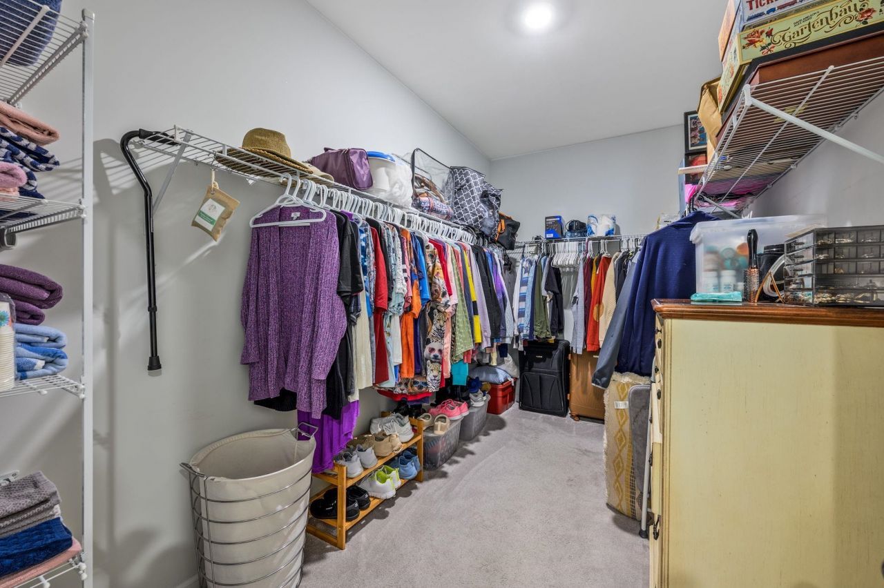 556 Carrick Loop Photo 13