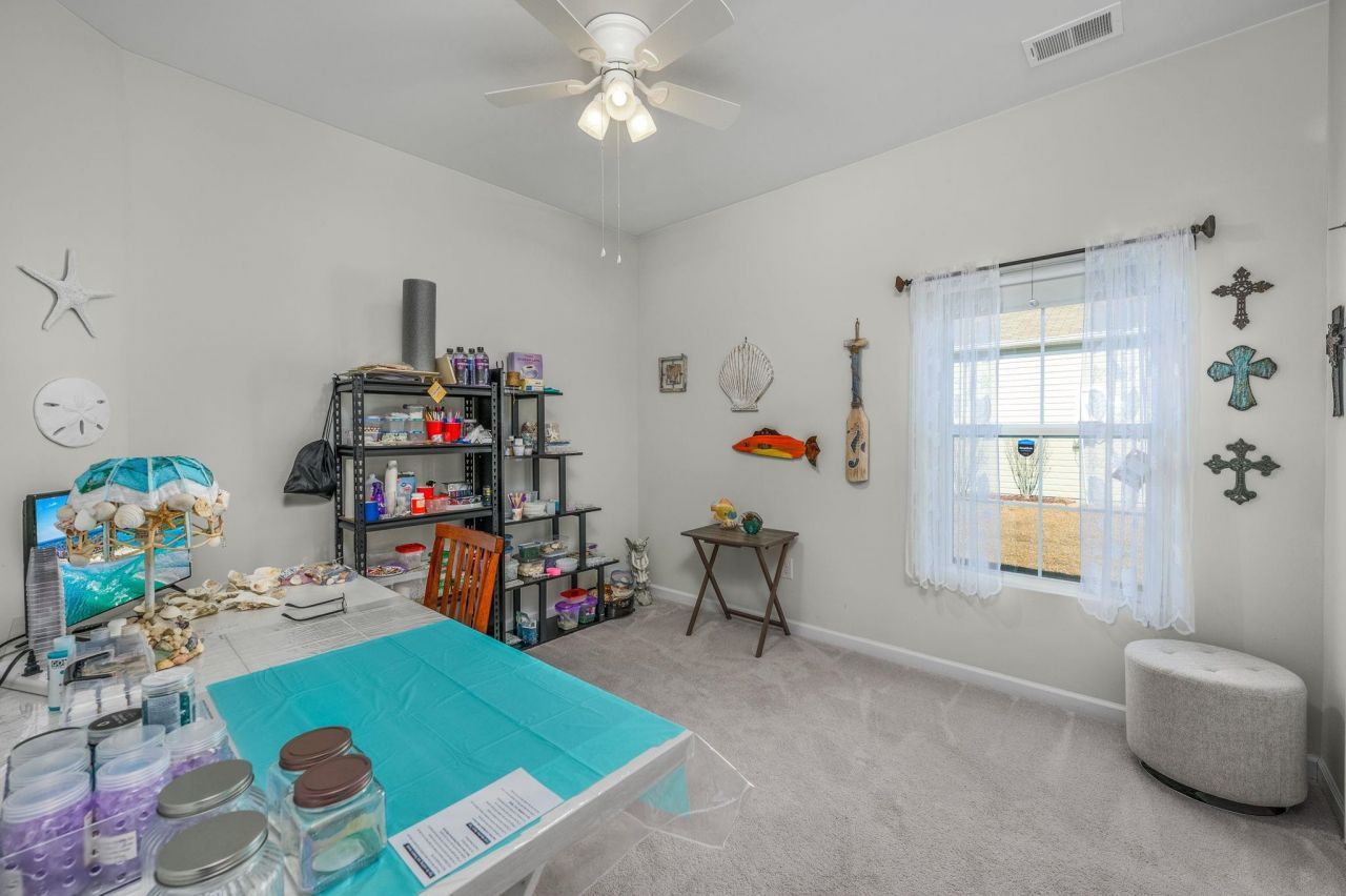 556 Carrick Loop Photo 15