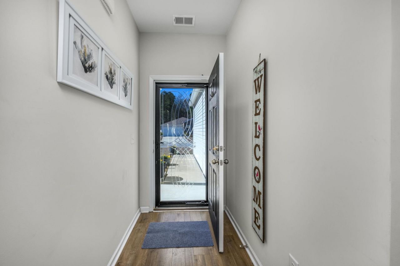 556 Carrick Loop Photo 20