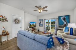 556 Carrick Loop photo 4