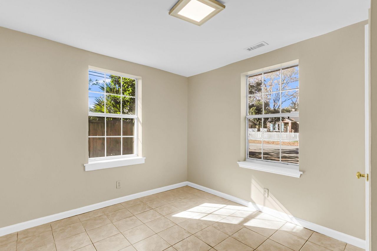 1507 Evergreen Street Photo 23