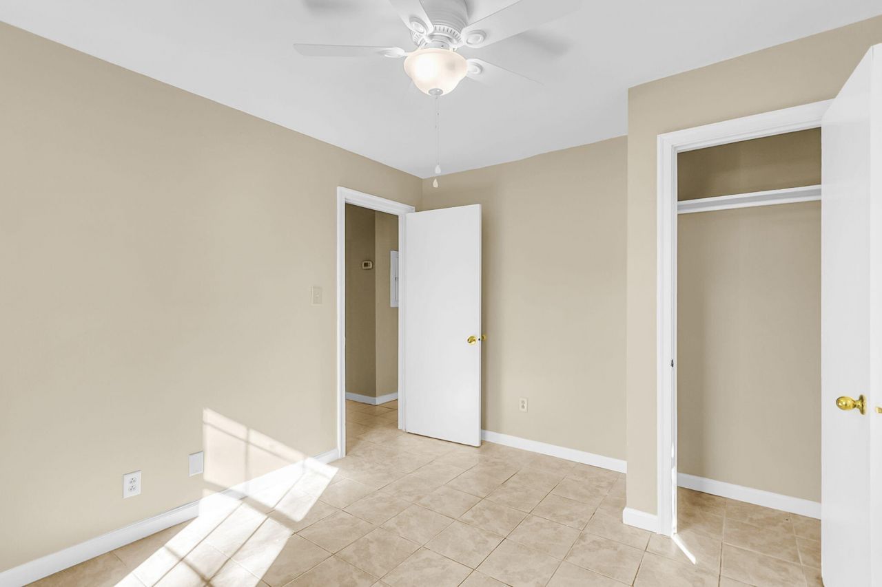 1507 Evergreen Street Photo 8