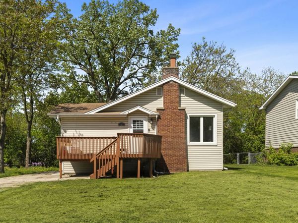 192 N Bonnie Brae Avenue, Elmhurst, IL 60126