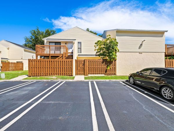 631 Executive Center Drive, Unit K104, West Palm Beach, FL 33401