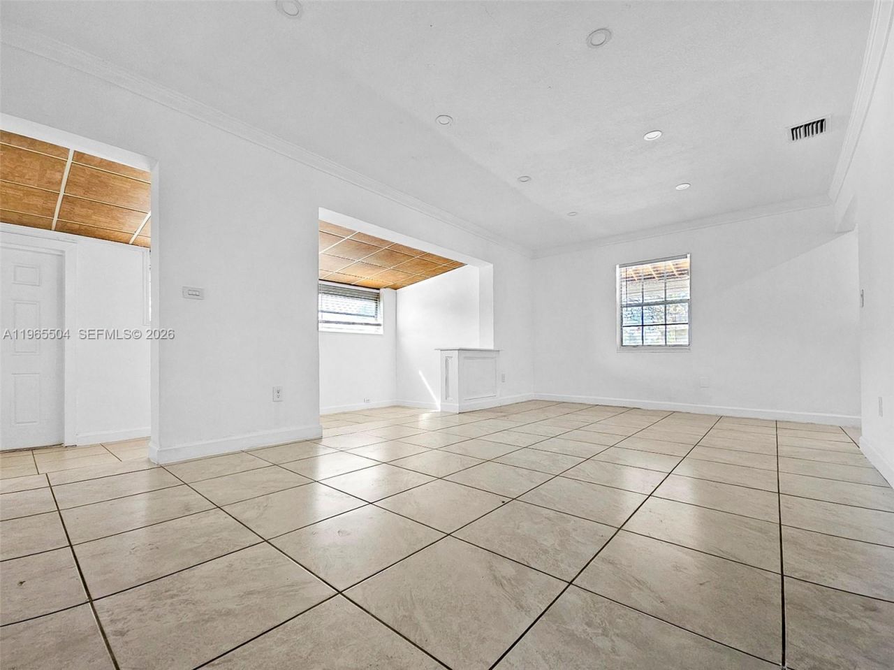 315 NE 165th St , Unit 315, Miami, FL 33162 Photo