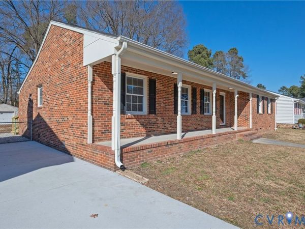 112 Princeton Road, Colonial Heights, VA 23834