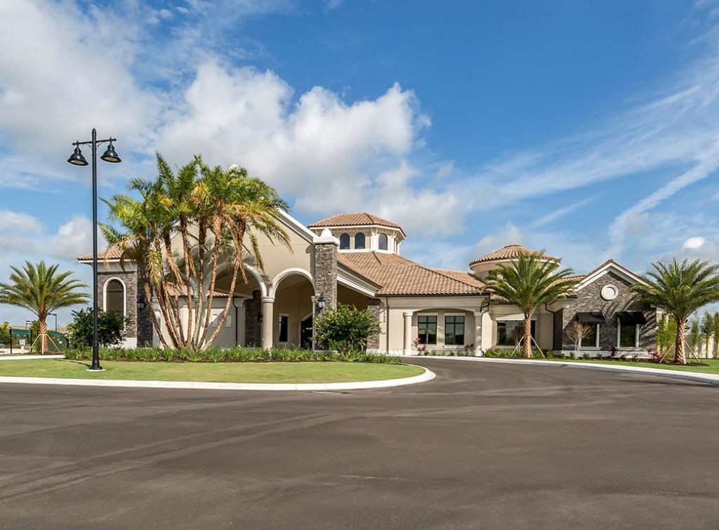 18113 Gawthrop Drive, Unit 102, Lakewood Ranch, FL 34211 Photo