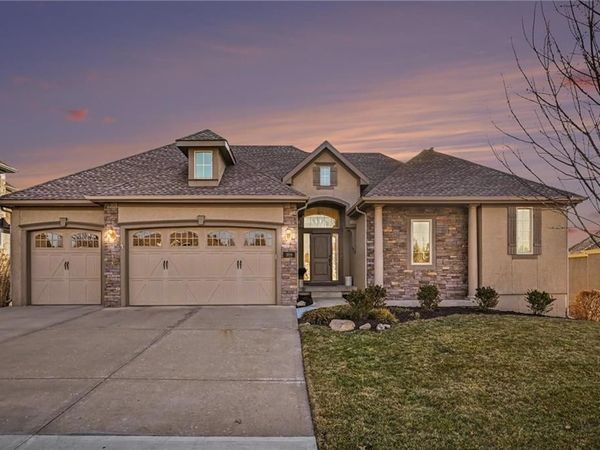 1819 NE 102nd Terrace, Kansas City, MO 64155