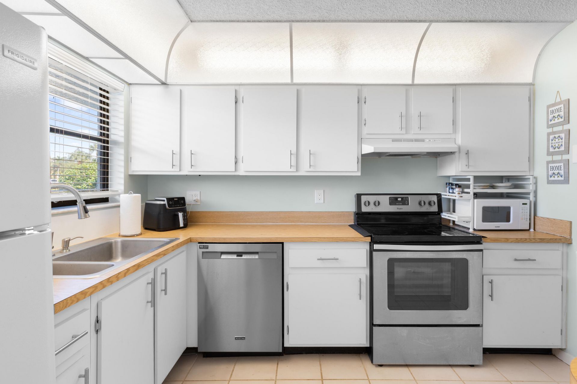 1270 SE Parkview Place, Unit B5, Stuart, FL 34994 Photo