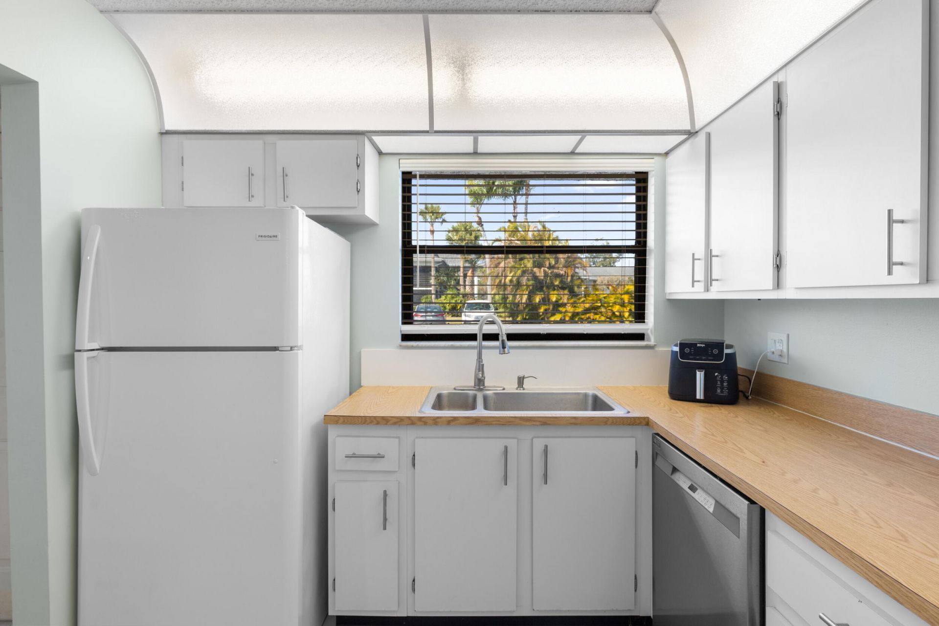 1270 SE Parkview Place, Unit B5, Stuart, FL 34994 Photo