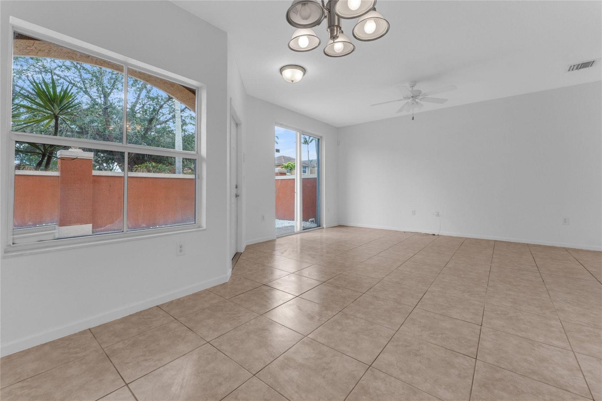 2768 SW 120th Terrace, Miramar, FL 33025 Photo
