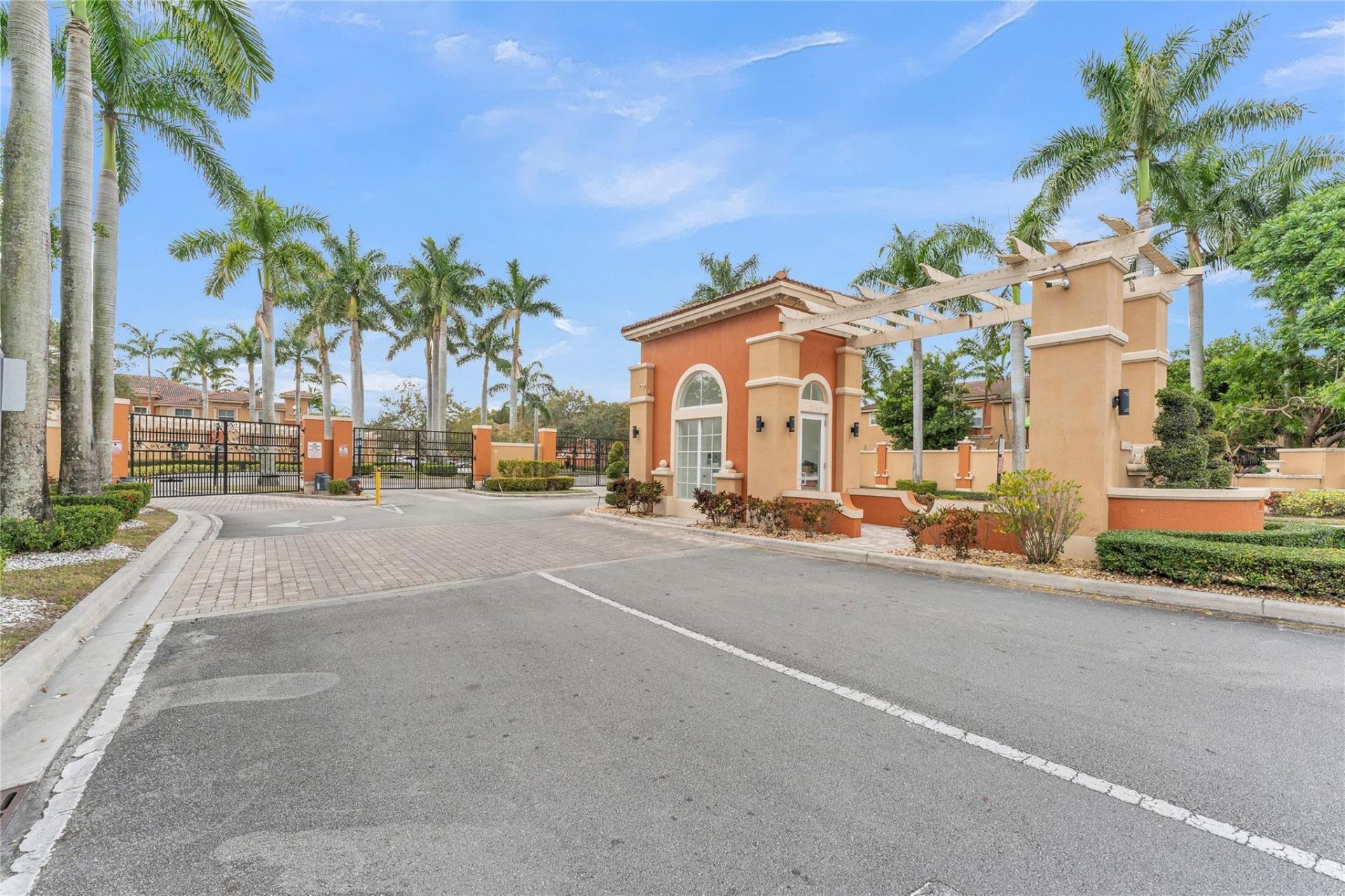 2768 SW 120th Terrace, Miramar, FL 33025 Photo