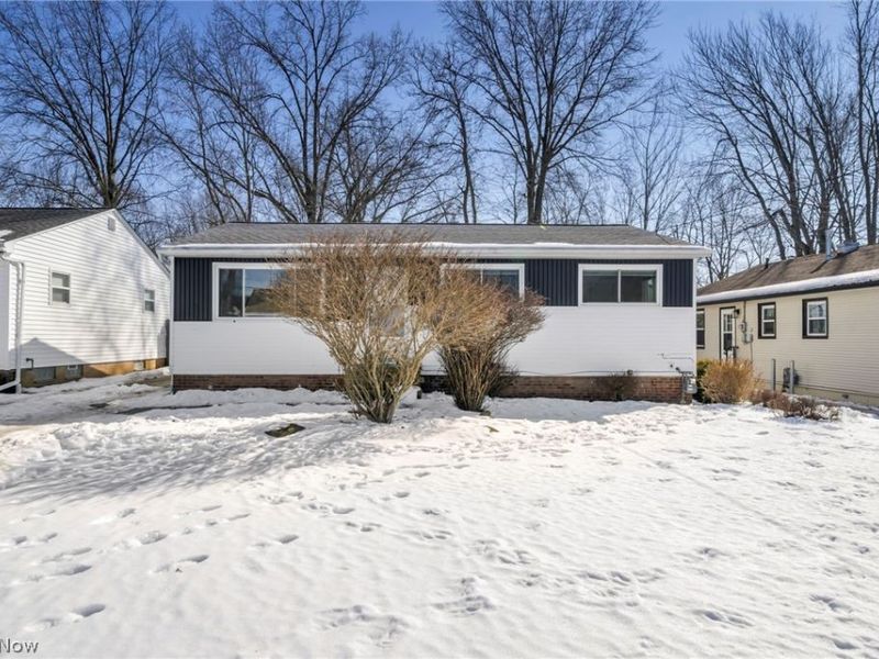 6871 Franke Road, Middleburg Heights, OH 44130 Photo 2