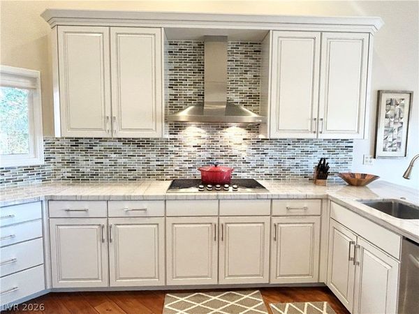 7307 Mission Hills Drive, Las Vegas, NV 89113