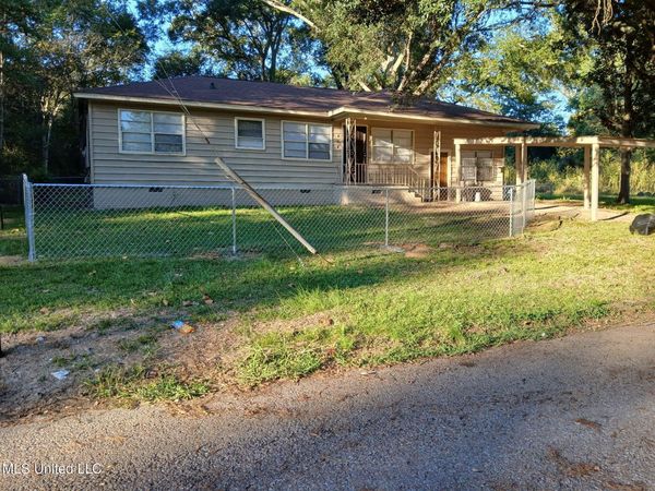 318 Cameron Street, Jackson, MS 39212