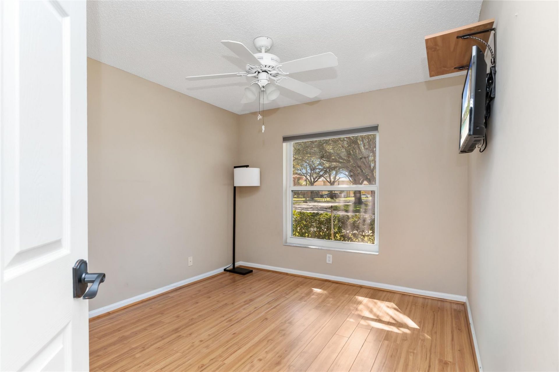 3907 NW 56th St, Coconut Creek, FL 33073 Photo