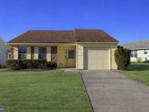 12 WINDMILL COURT, COLUMBUS, NJ 08022