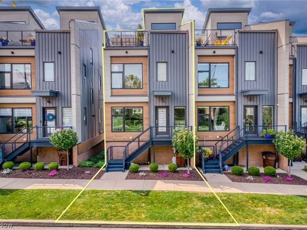 1248 W 58th Street, Unit 22, Cleveland, OH 44102