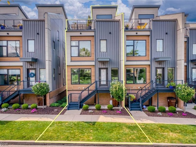 1248 W 58th Street, Unit 22, Cleveland, OH 44102 Photo 1