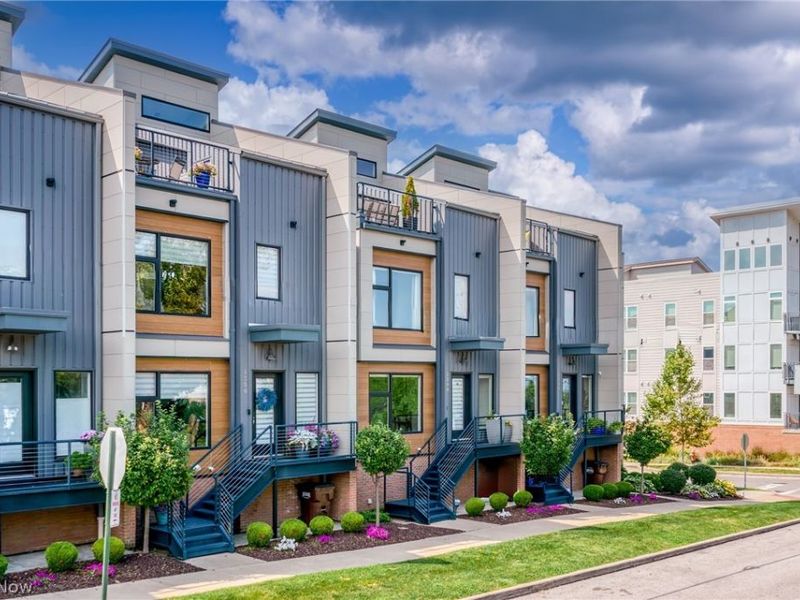 1248 W 58th Street, Unit 22, Cleveland, OH 44102 Photo 5