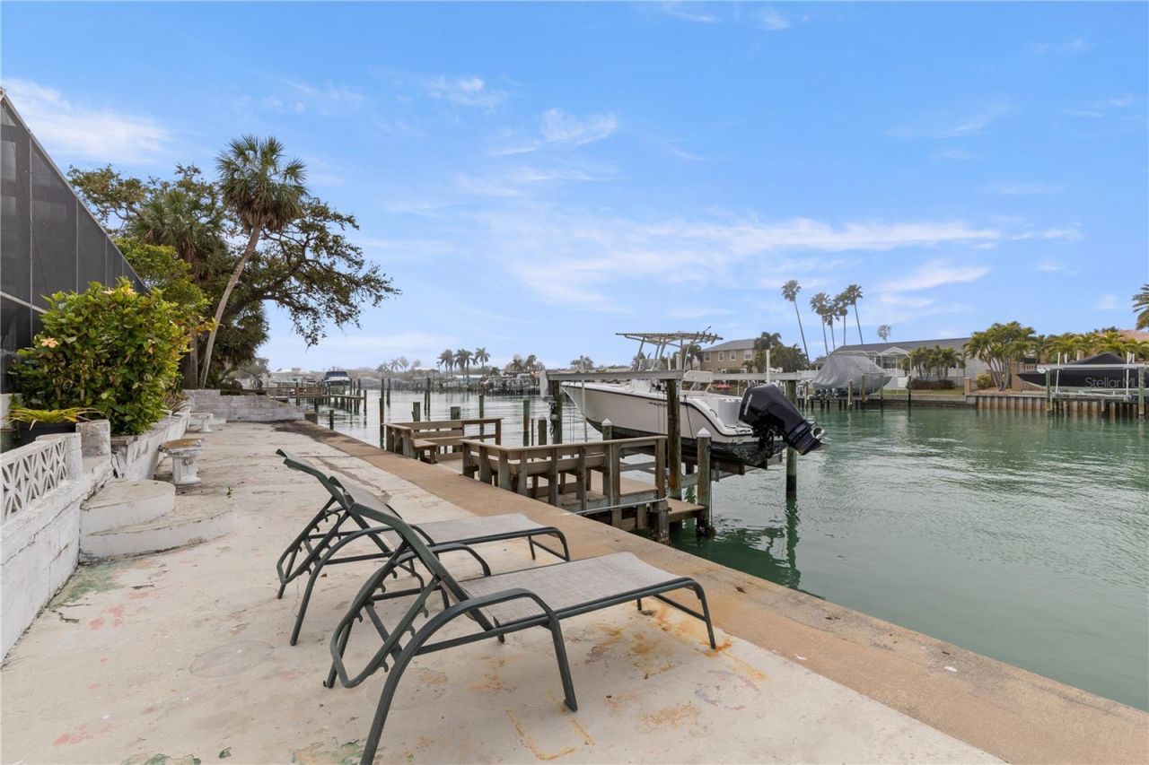 404 4th Avenue N, Tierra Verde, FL 33715 Photo