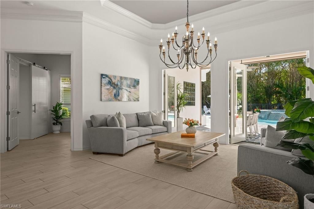 985 Spanish Moss Trl, Naples, FL 34108 Photo