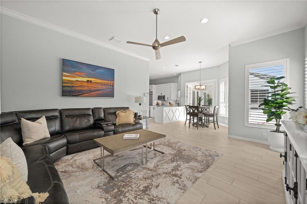 985 Spanish Moss Trl, Naples, FL 34108 Photo