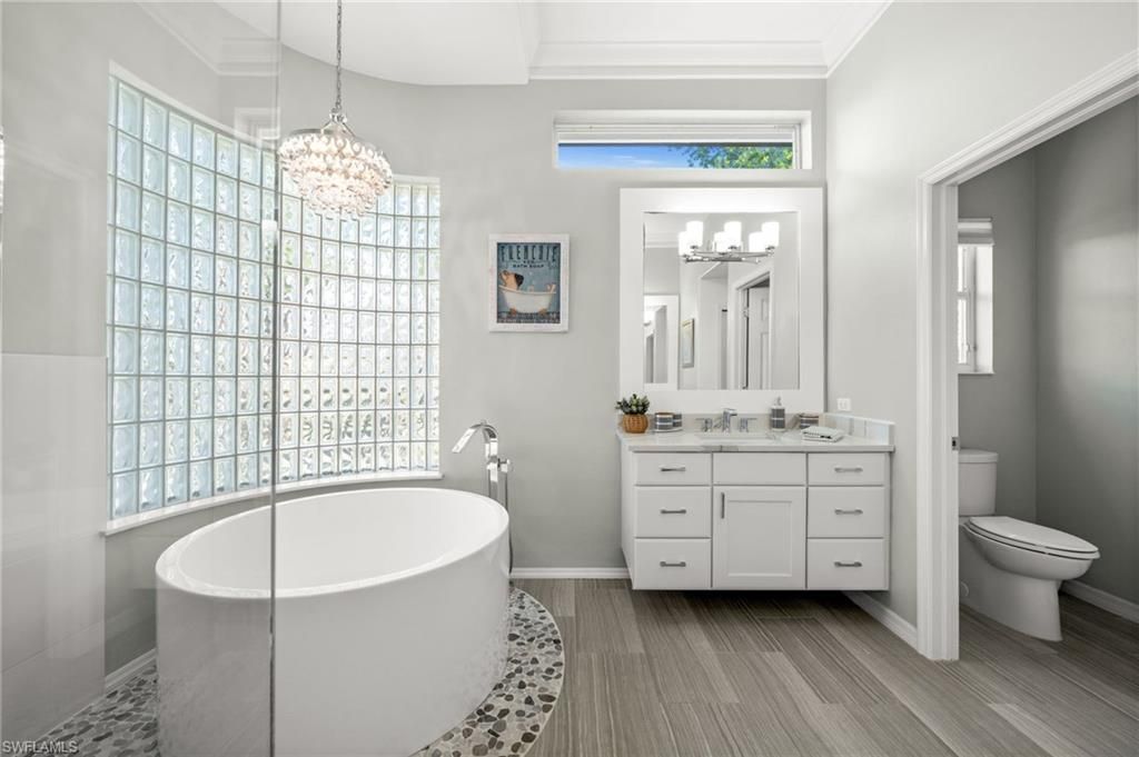 985 Spanish Moss Trl, Naples, FL 34108 Photo