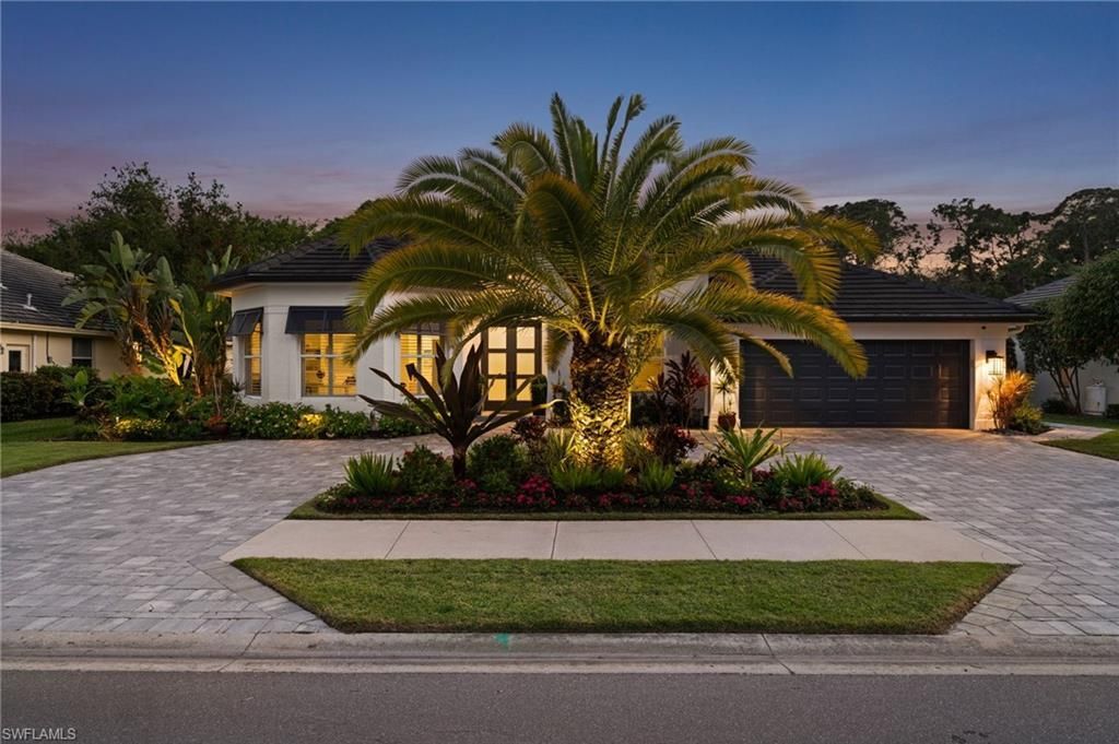 985 Spanish Moss Trl, Naples, FL 34108 Photo