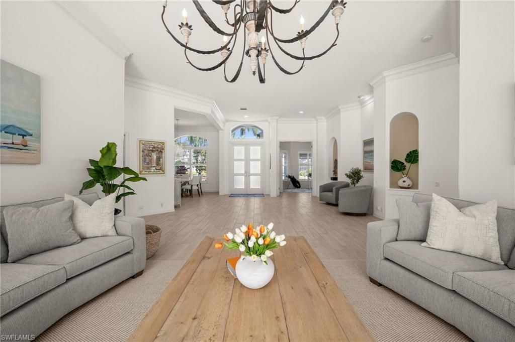 985 Spanish Moss Trl, Naples, FL 34108 Photo