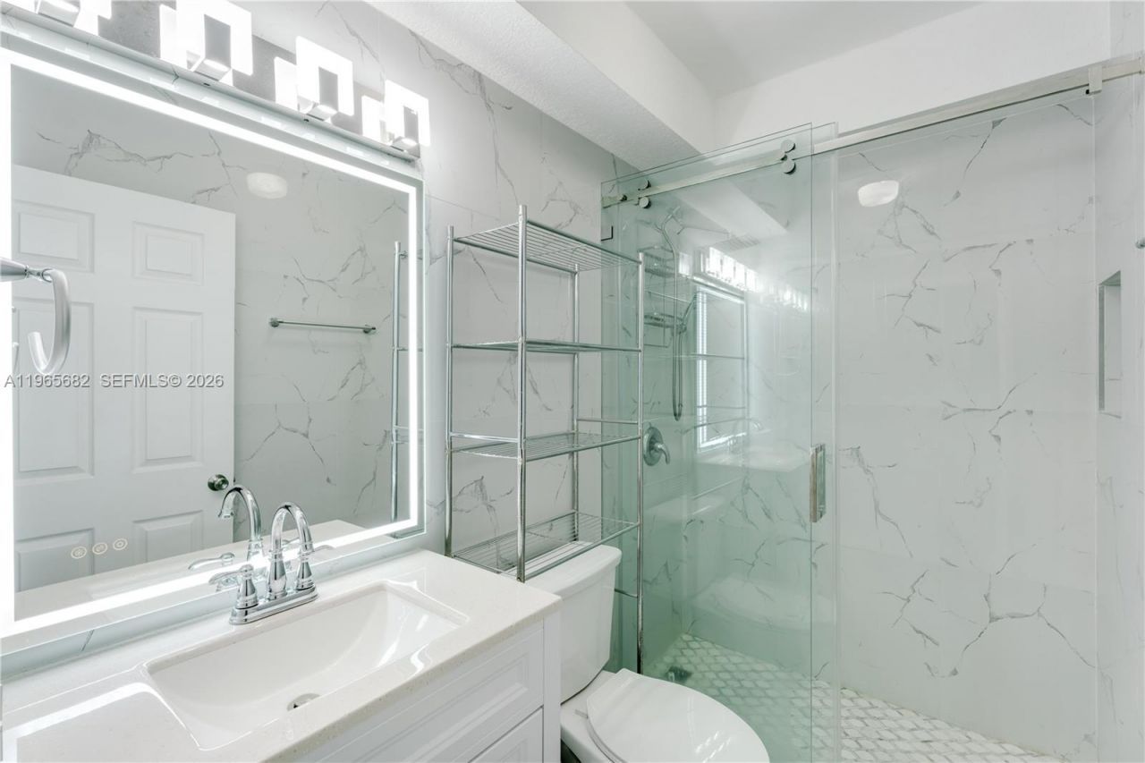 351 E 13th St , Hialeah, FL 33010 Photo