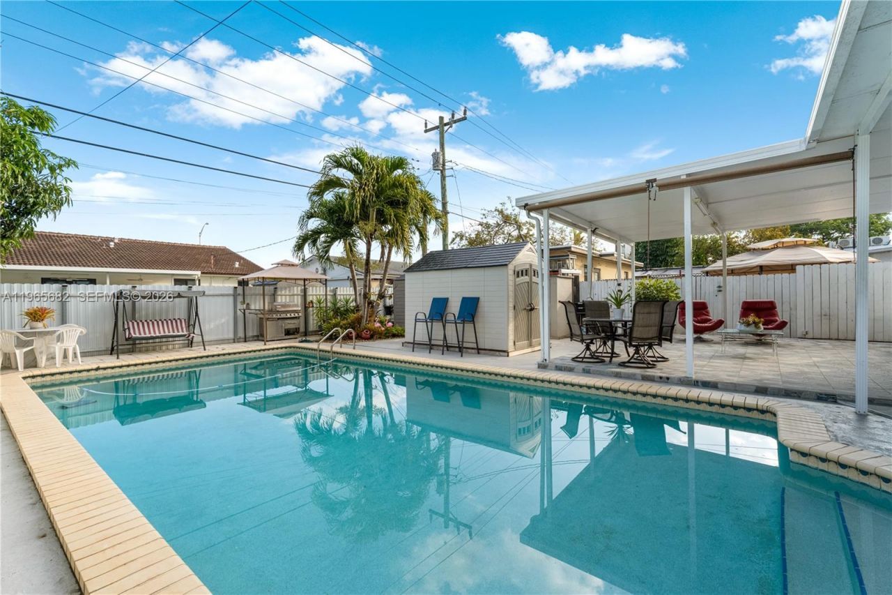 351 E 13th St , Hialeah, FL 33010 Photo