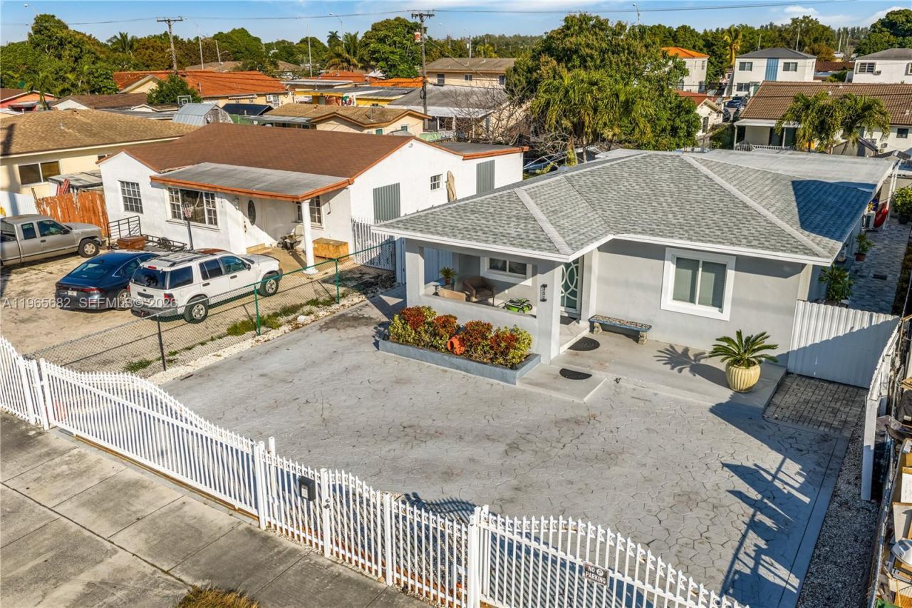351 E 13th St , Hialeah, FL 33010 Photo