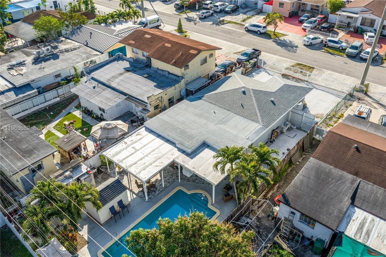 351 E 13th St , Hialeah, FL 33010 Photo