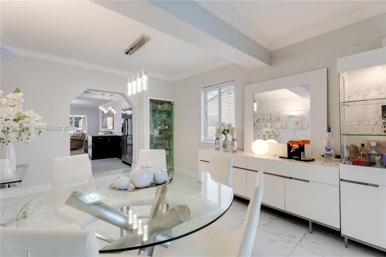 351 E 13th St , Hialeah, FL 33010 Photo