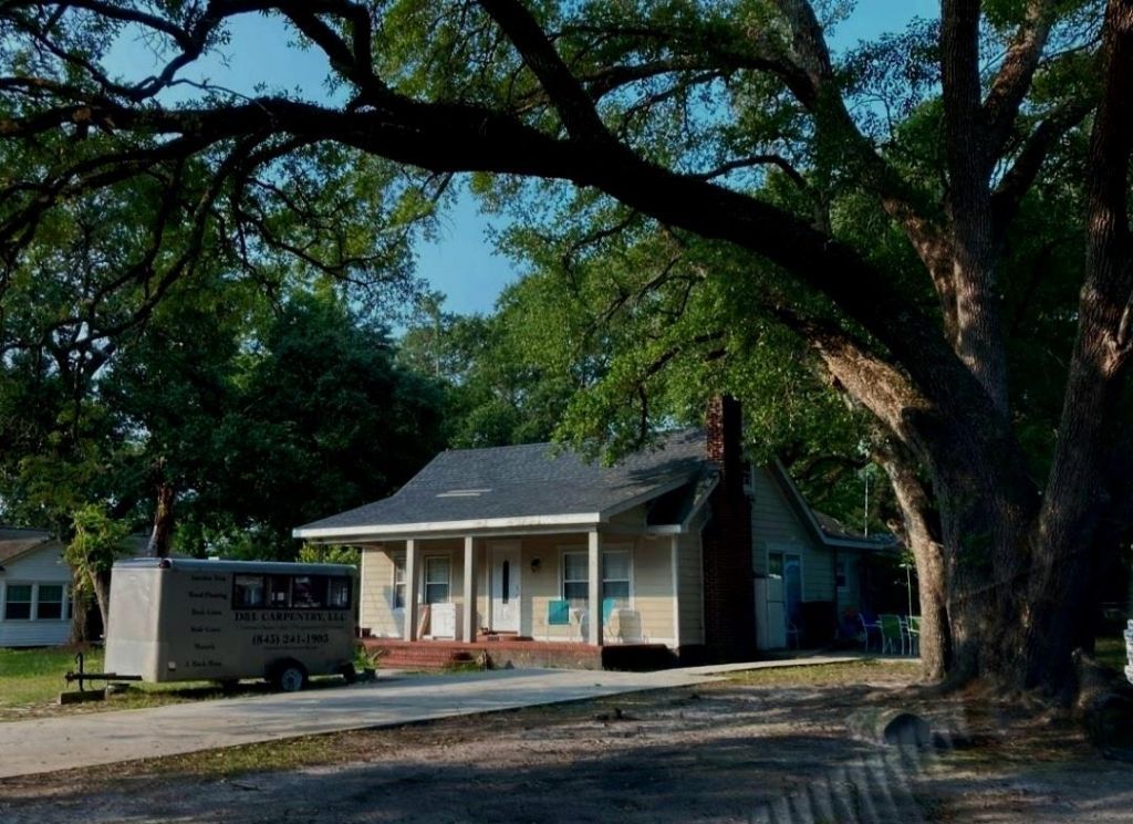 415 Live Oak St. Photo 8