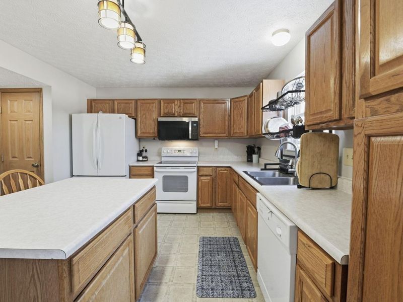 456 Joseph Van Dorn Court, Pataskala, OH 43062 Photo 14