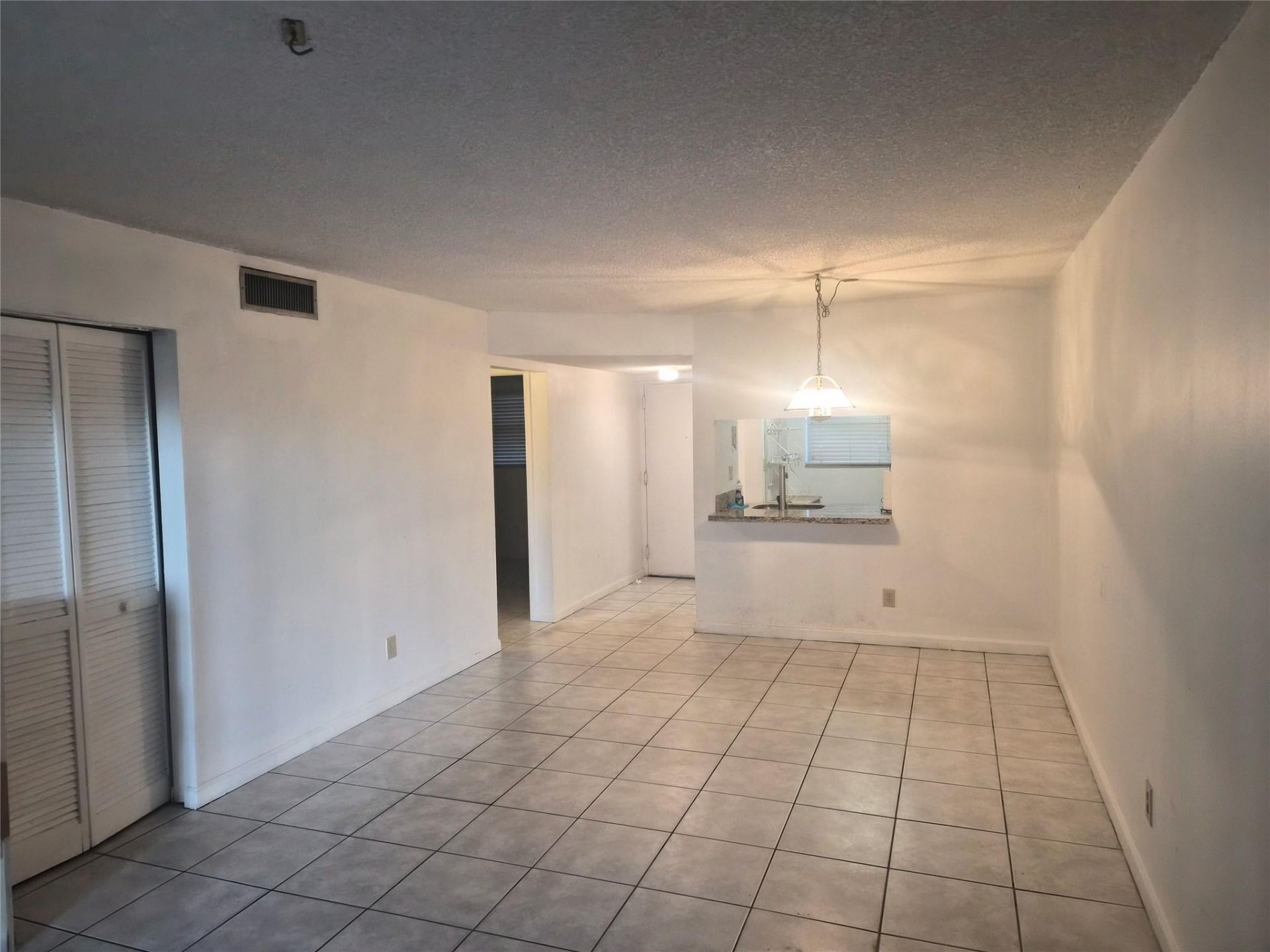 3252 Foxcroft Road, Unit 113, Miramar, FL 33025 Photo