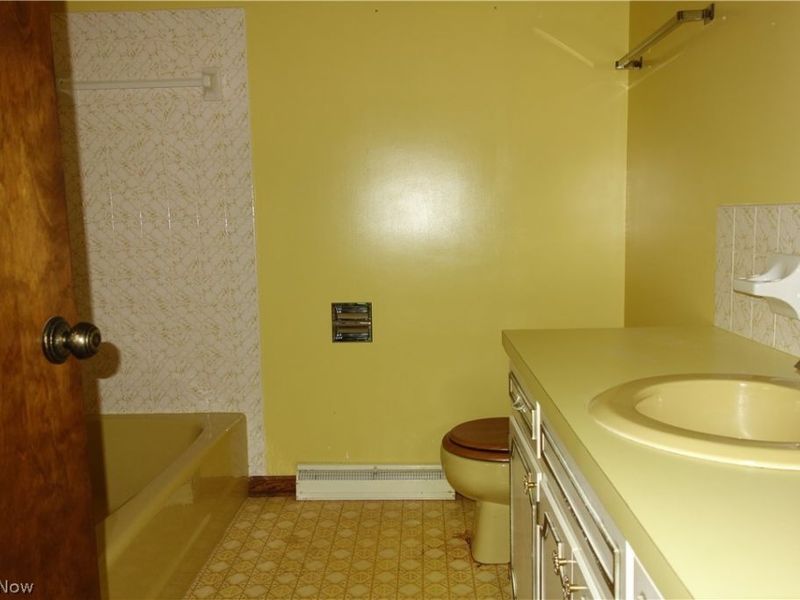 5135 Sheaters Drive, North Canton, OH 44720 Photo 10