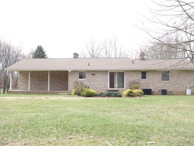 5135 Sheaters Drive, North Canton, OH 44720 Photo 3