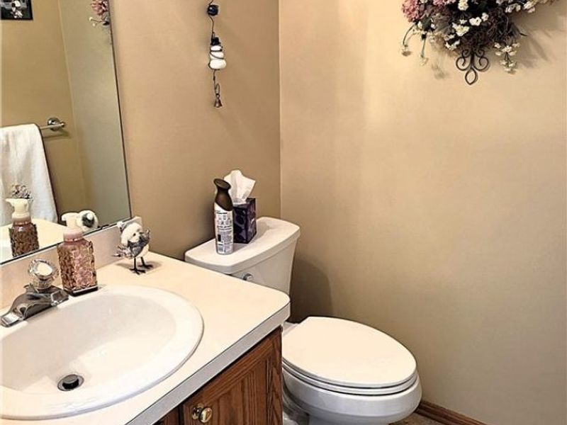 19496 Echo Drive, Strongsville, OH 44149 Photo 18