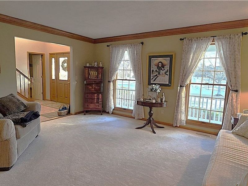 19496 Echo Drive, Strongsville, OH 44149 Photo 7