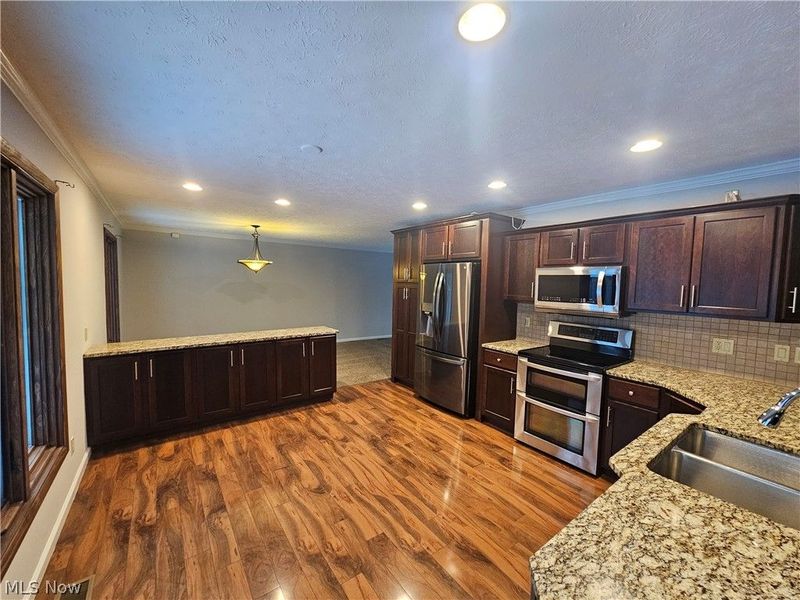 21586 Little Brook Way, Strongsville, OH 44149 Photo 14