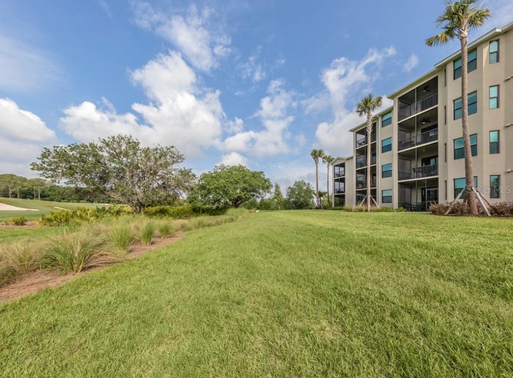 17510 Gawthrop Drive, Unit 406, Lakewood Ranch, FL 34211 Photo
