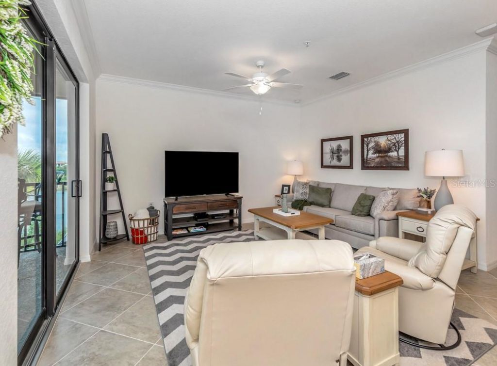 17510 Gawthrop Drive, Unit 406, Lakewood Ranch, FL 34211 Photo