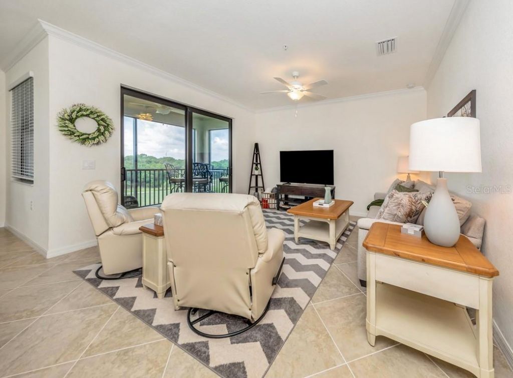17510 Gawthrop Drive, Unit 406, Lakewood Ranch, FL 34211 Photo