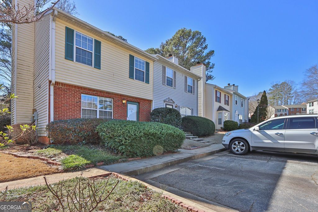 6390 Wedgeview Drive, Tucker, GA 30084 Main Photo