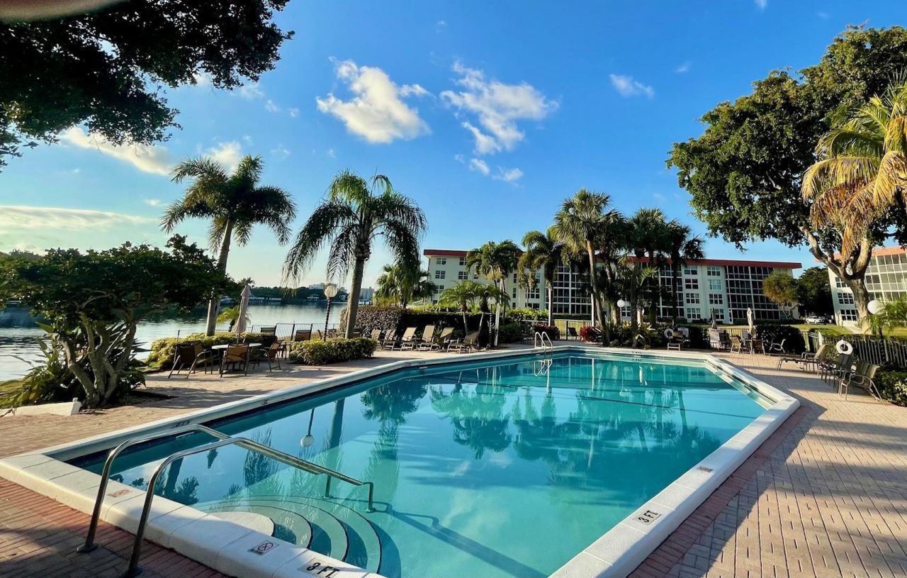 3180 NE 48th Court, Unit 215, Lighthouse Point, FL 33064 Photo