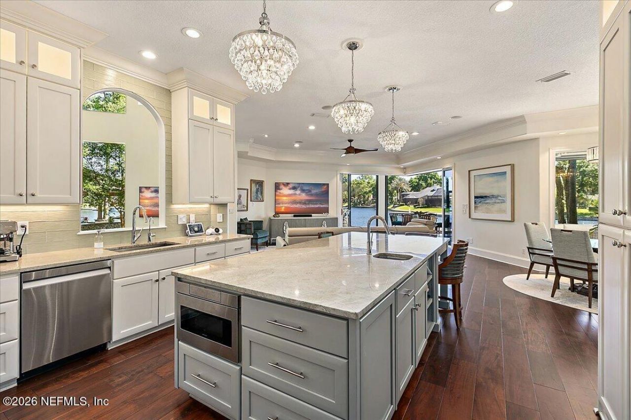 821 Queens Harbor Boulevard, Jacksonville, FL 32225 Photo