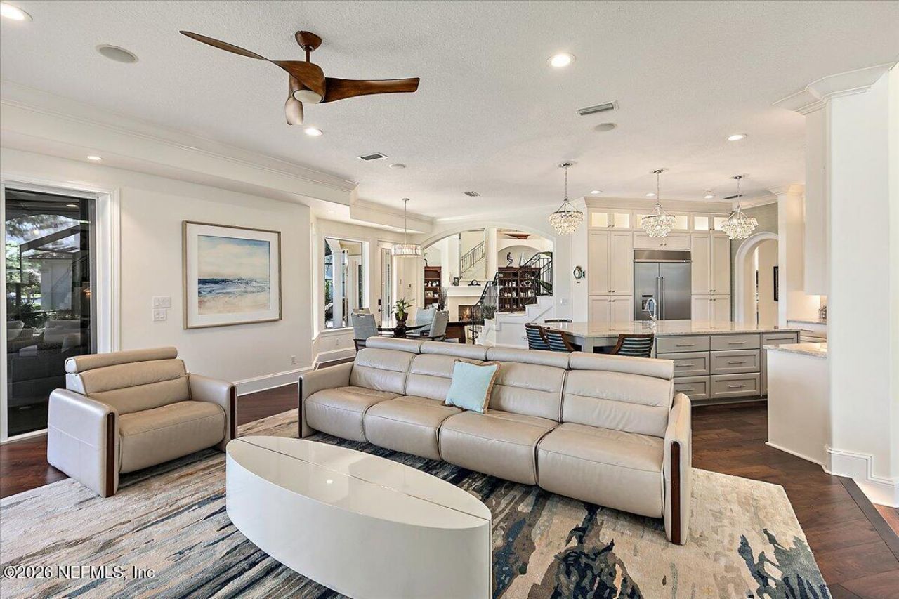 821 Queens Harbor Boulevard, Jacksonville, FL 32225 Photo